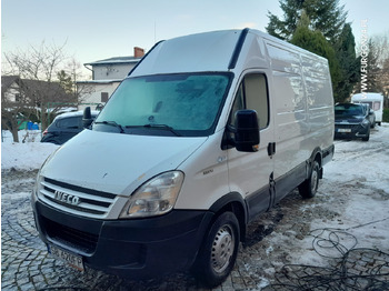 Товарен бус IVECO Daily 35s14