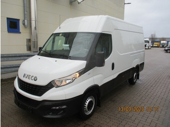 Товарен бус IVECO Daily 35s16