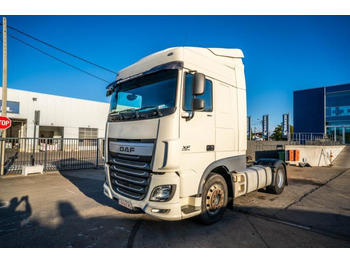 Влекач DAF XF 460