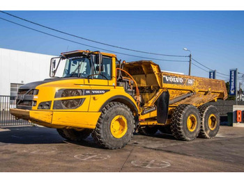 Кариерен самосвал VOLVO A25G