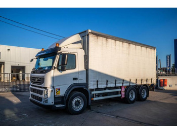 Камион с брезент VOLVO FM 330