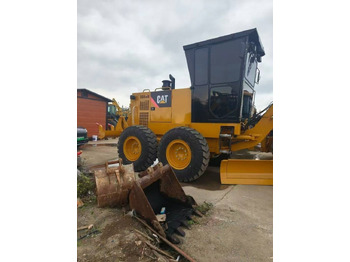 Грейдер CATERPILLAR 140K