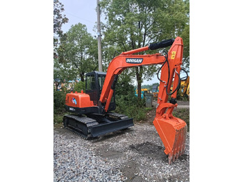 Верижен багер DOOSAN DH60
