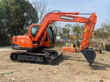 Мини багер DOOSAN DX75