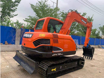 Мини багер Doosan DX 75: снимка 2