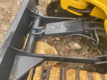 Лизинг на Komatsu PC 35  Komatsu PC 35: снимка 5