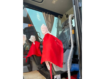 Верижен багер Sany SY 135 C: снимка 5