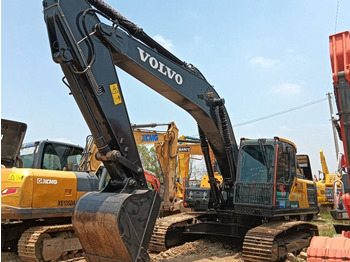 Верижен багер Volvo EC 240: снимка 2