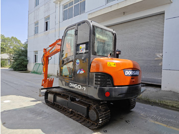 Мини багер DOOSAN DH60