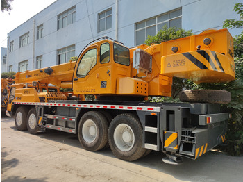 Автокран XCMG QY70K used xcmg 70ton QY70KC XCT70 truck crane: снимка 4