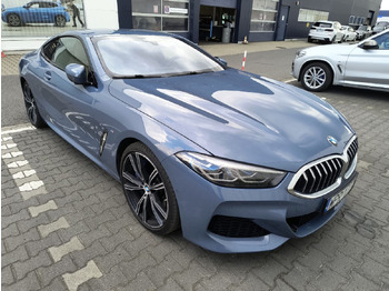 Лек автомобил BMW
