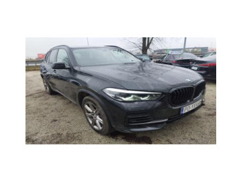 Лек автомобил BMW