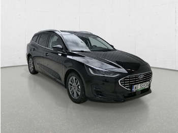 Лек автомобил FORD