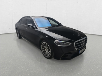 Седан MERCEDES-BENZ