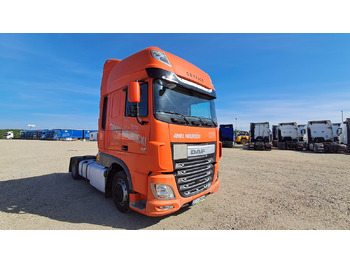 Влекач DAF XF 460