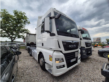 Влекач MAN TGX 18.460