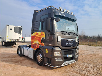 Влекач MAN TGX
