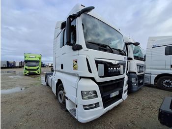 Влекач MAN TGX