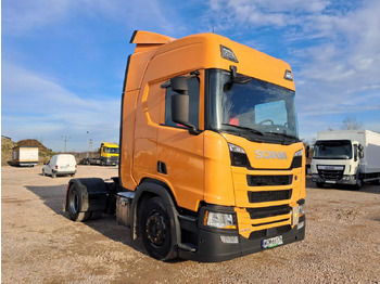 Влекач SCANIA R 410