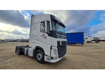 Влекач VOLVO FH 460