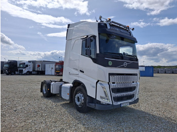 Влекач VOLVO FH