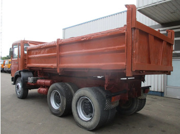 Самосвал камион MAN 26.321 6x4 , 3 way tipper , ZF Manual , Spring suspension: снимка 5