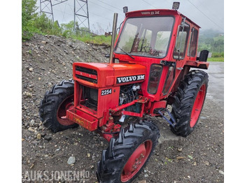 Трактор VOLVO