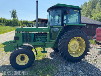 Трактор JOHN DEERE 1640