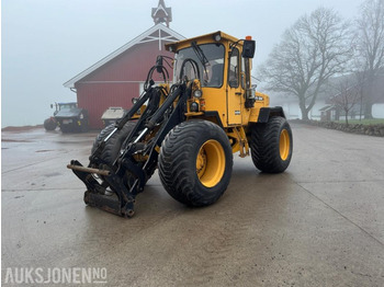 Колесен товарач VOLVO L30