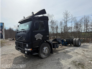 Шаси кабина VOLVO FM7