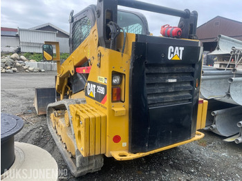 Мини челен товарач 2015 Cat 259D kompakt belte-laster: снимка 3