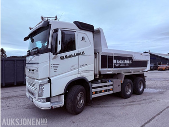 Самосвал камион VOLVO
