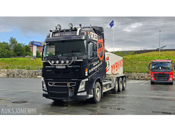 Мултилифт с кука камион VOLVO