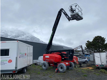 Работна площадка MANITOU
