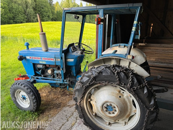 Трактор DØDSBO FRA SMÅBRUK MED 1970 FORD 3000, MASSE UTSTYR OG VERKSTEDSUTSTYR: снимка 3