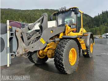 Лизинг на  Volvo L90H HJULLASTER MED MYE UTSTYR - 7247 TIMER Volvo L90H HJULLASTER MED MYE UTSTYR - 7247 TIMER: снимка 1