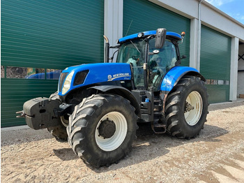 Трактор NEW HOLLAND T7.250