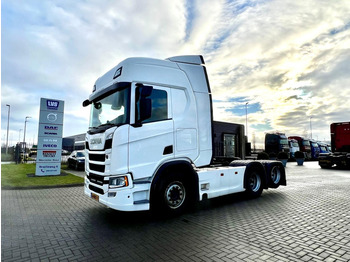 Влекач SCANIA R