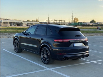 Лек автомобил Porsche Cayenne 2018 Facelift Panorama Bose: снимка 2
