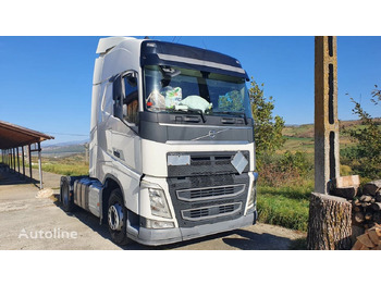 Кабина VOLVO FH12