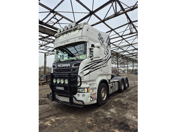Влекач SCANIA R 560