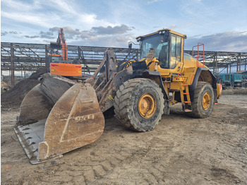 Колесен товарач VOLVO L180H