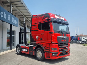 Влекач MAN TGX