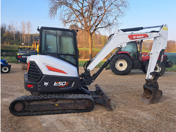 Мини багер BOBCAT E50