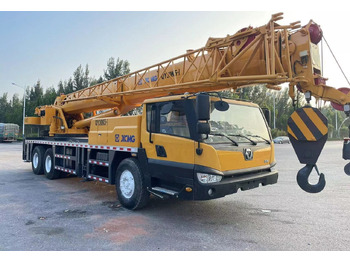 Автокран XCMG QY30K5-1: снимка 2