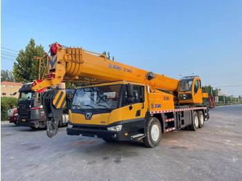 Автокран XCMG QY30KC