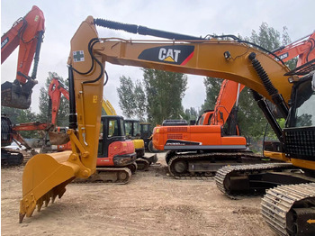 Верижен багер CATERPILLAR 320DL