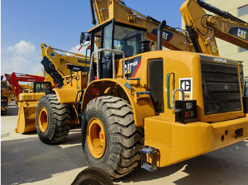 Колесен товарач CATERPILLAR 966H