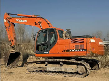 Верижен багер DOOSAN DX225LC