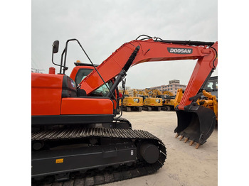 Верижен багер DOOSAN DX225